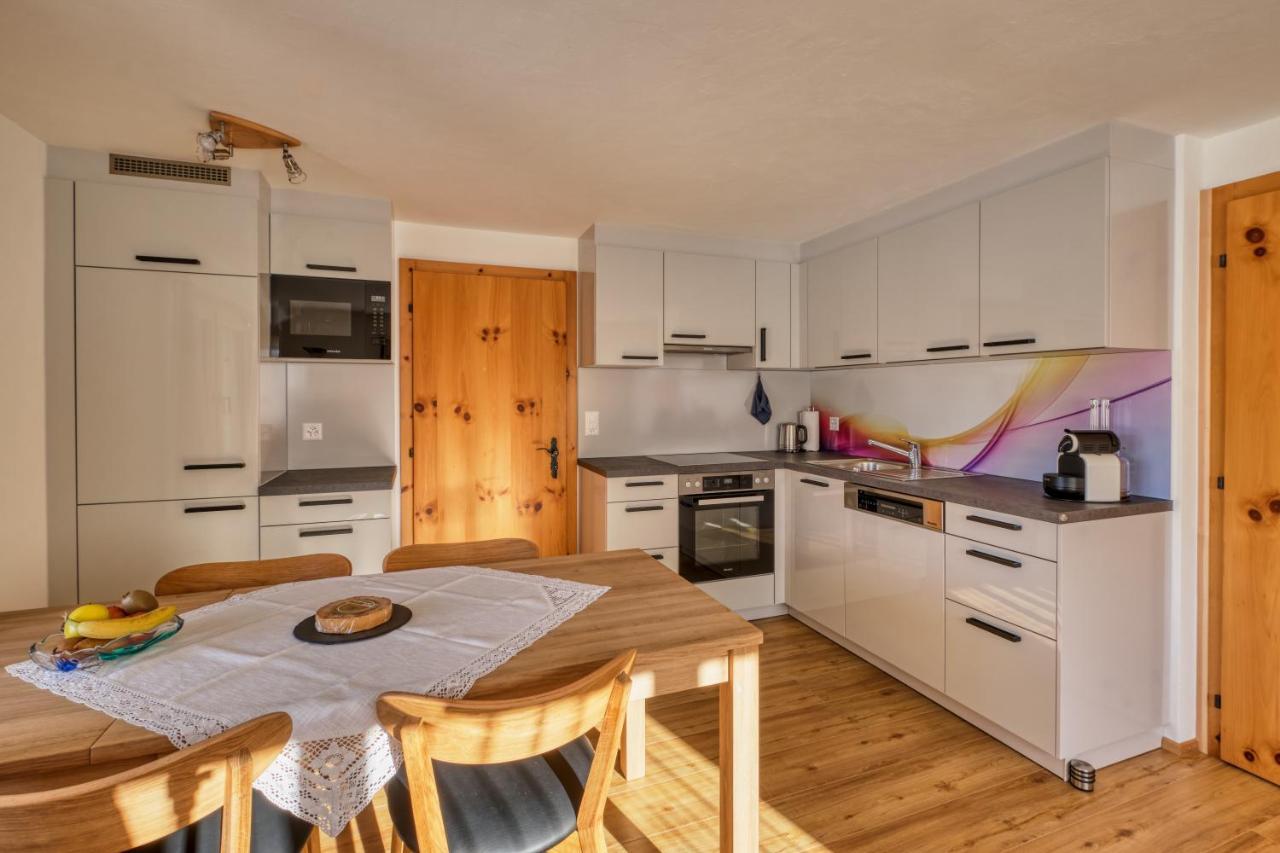 Chasa Plajet Apartment Ramosch Ngoại thất bức ảnh